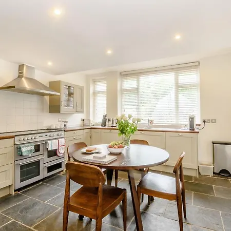 Pear Tree Cottage, Casa de Férias Great Ouseburn